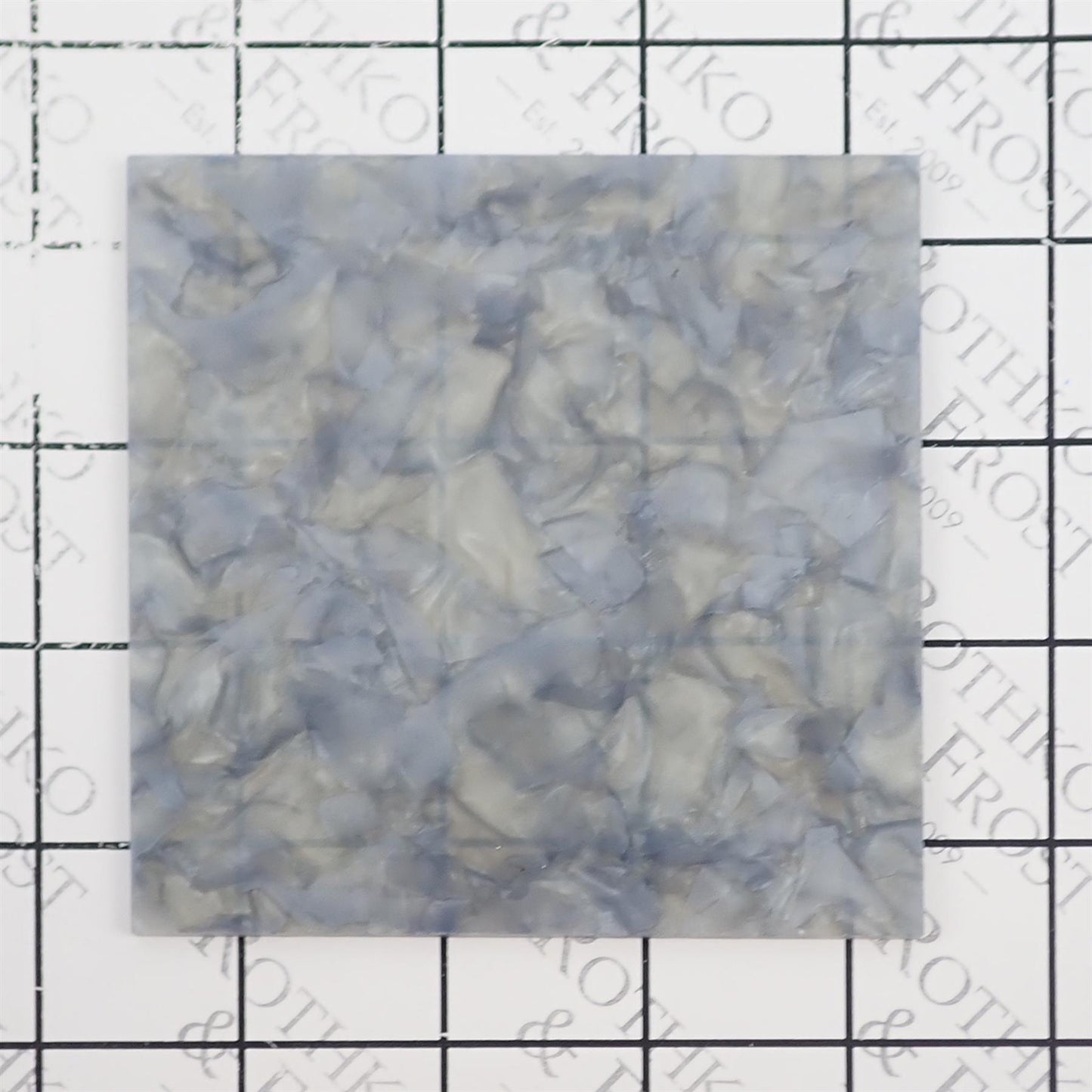 [Incudo] Silver Pearloid Acrylic Sheet - 98x98x3mm, Sample