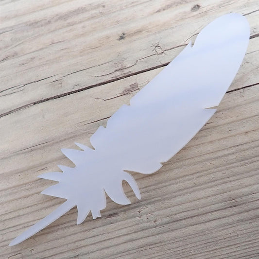 [R&F] Polar White Cast Acrylic Feather Decorations, 100mm (Style 10) (Pack of 6)