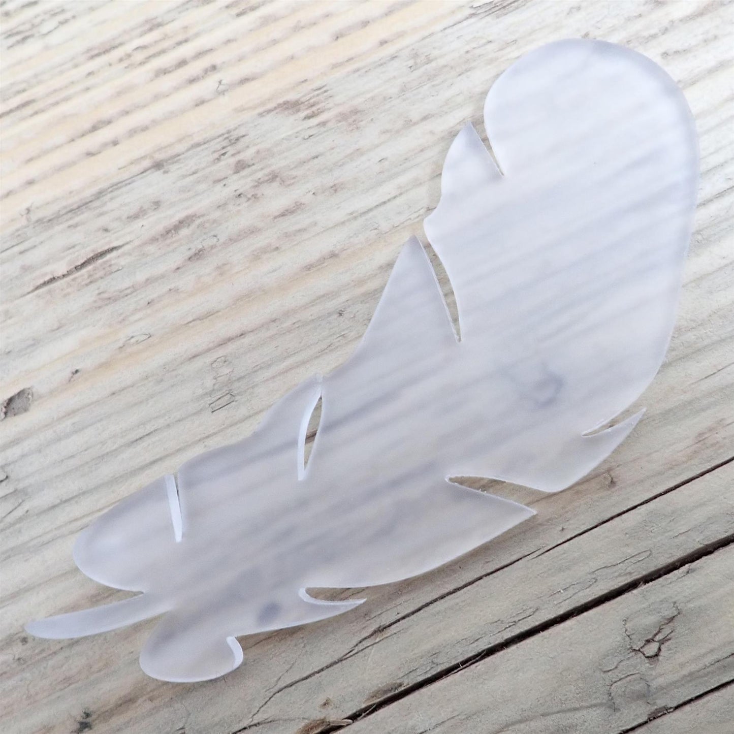 [R&F] Frosted Cast Acrylic Feather Decorations, 100mm (Style 2) (Pack of 4)