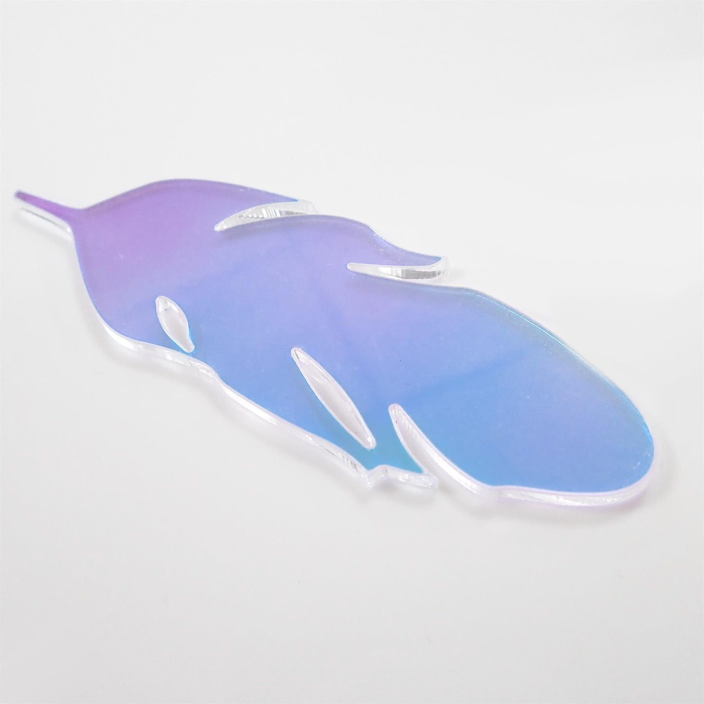 [R&F] Clear Rainbow Celluloid Laminate Acrylic Feather Decorations, 100mm (Style 3) (Pack of 4)