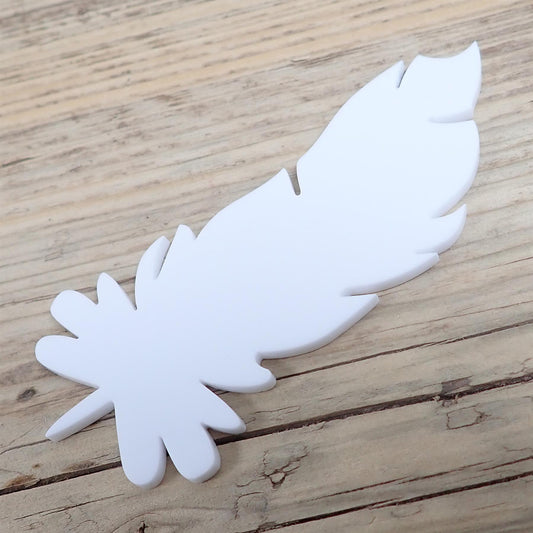 [R&F] White Acrylic Feather Decorations, 100mm (Style 7) (Pack of 4)
