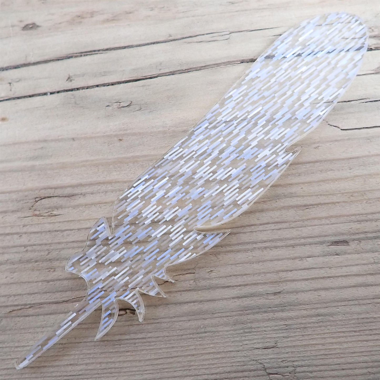 [R&F] Confetti White Acrylic Feather Decorations, 100mm (Style 6) (Pack of 5)